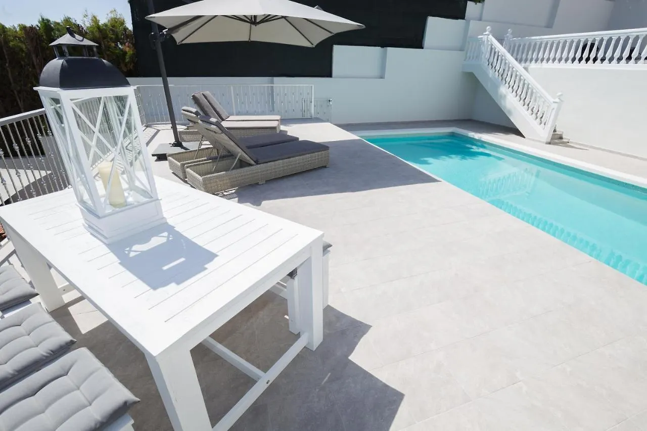 Monica Bedandbreakfast Benalmadena Bed & Breakfast